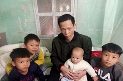 Trao hơn 26 triệu đồng đến người đàn ông mắc bệnh ung thư 'lạ', cắt từng khúc chân