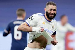Benzema đi vào lịch sử Champions League