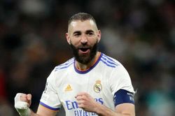 Làng túc cầu thế giới ca ngợi Benzema hết lời