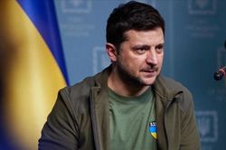 Tổng thống Ukraine kêu gọi lính Nga: 'Không có gì chờ các anh ở đây'