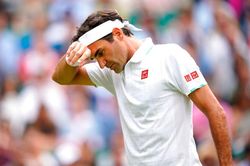 Huyền thoại Federer bị đồng nghiệp chê 'hết thời'