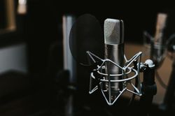 Zing tuyển dụng mảng Podcast