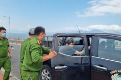 Cụ ông 86 tuổi có ý định nhảy cầu tự tử vì lý do không ngờ