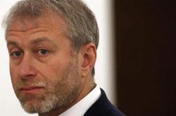 Tỷ phú Abramovich bị nước Anh cấm đi lại, phong tỏa toàn bộ tài sản
