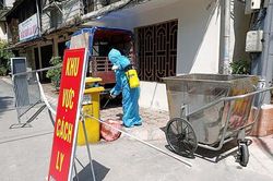 Hà Nội: Xử lý 'nóng' rác thải có nguy cơ lây nhiễm dịch bệnh Covid-19