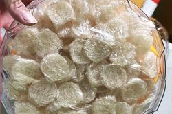 Tổ yến món ăn 'quý tộc' giá rẻ như rau mua về tẩm bổ