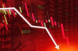 Cổ phiếu đồng loạt bị bán mạnh, VN-Index mất hơn 20 điểm