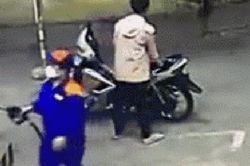 Xăng tăng phi mã, 'xăng tặc' xuất hiện khiến nhiều người không khỏi ngán ngẩm