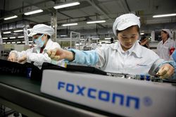 Foxconn tạm dừng hoạt động ở Thâm Quyến sau lệnh phong tỏa