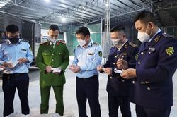 Hà Nội tạm giữ gần 60.000 bộ kit test COVID-19 không đủ giấy tờ hợp lệ