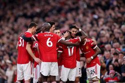 Man United trắng tay năm thứ 6 liên tiếp