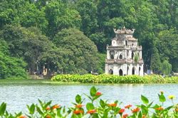 Không nhất thiết phải có ga ngầm trực tiếp sát Hồ Gươm