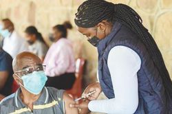 Thế giới WHO Foundation: Bất bình đẳng về vaccine sẽ khiến thế giới thiệt hại hàng nghìn tỷ USD