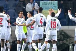 Soi kèo nhà cái Leverkusen vs Atalanta. Nhận định, dự đoán bóng đá Cúp C2 (0h45, 18/3)