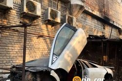 Xót xa siêu xe Lamborghini của nam siêu sao bị bỏ hoang