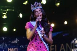 Hoa hậu Thế giới 2019 cất tiếng hát - màn final walk đặc biệt nhất trong lịch sử Miss World