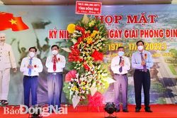 Họp mặt kỷ niệm 47 năm Ngày giải phóng Định Quán