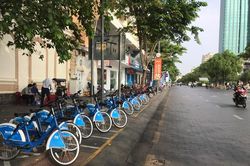 TP Hồ Chí Minh: Người dân đăng ký đi xe đạp công cộng gia tăng