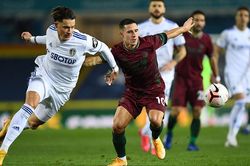 Soi kèo nhà cái Wolves vs Leeds. Nhận định, dự đoán bóng đá Ngoại hạng Anh (03h00, 19/3)