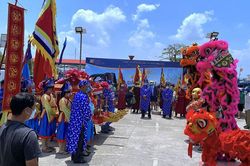 Lễ hội Nghinh Ông Sông Đốc thu hút đông đảo ngư dân và khách thập phương