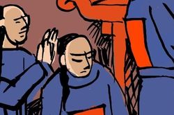 Chiếc hòm gỗ nổi trên mặt nước