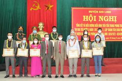 Gio Linh: Khen thưởng 12 tập thể, 38 cá nhân điển hình tiên tiến trong phong trào thi đua yêu nước