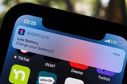 Người dùng phàn nàn iOS 15.4 gây tốn pin