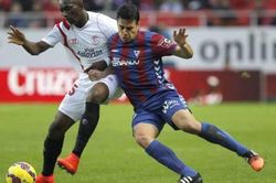 Soi kèo nhà cái Osasuna vs Levante. Nhận định, dự đoán bóng đá La Liga (00h30, 20/3)