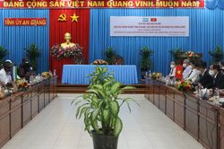 Tổng thống Cộng hòa Sierra Leone thăm và làm việc tại tỉnh An Giang