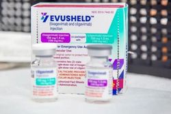 Bộ Y tế khẳng định EVUSHELD là thuốc, không phải là 'siêu vắc-xin'