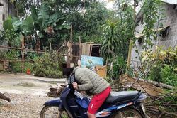 Tá hỏa nam thanh niên tử vong trong tư thế ngồi trên xe máy