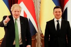 Thủ tướng Boris Johnson: Đã bàn bạc chuyện cho ông Zelensky và gia đình tị nạn tại Anh