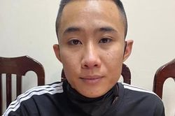 Bắt đối tượng truy nã nguy hiểm từ Vĩnh Long trốn ra Hà Nội