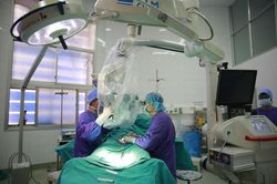 Mâu thuẫn gia đình, nam thanh niên bị vợ cắt dương vật