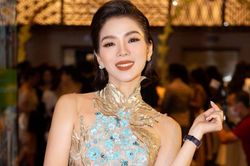 Lệ Quyên đăng khoảnh khắc cùng con trai, vô tình tiết lộ mối quan hệ giữa tình trẻ và quý tử