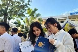 Xét tuyển đại học bằng học bạ: Những điều lưu ýTin khácChủ động chuẩn bị điều kiện tiêm vắc xin cho trẻ em từ 5 đến dưới 12 tuôỉThể lệ tổ chức Cuộc thi trắc nghiệm 'Tìm hiểu về tư tưởng, đạo đức, phong cách Hồ Chí Minh' năm 2022