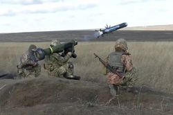 Điểm mặt loạt vũ khí NATO đang gây khó cho Nga