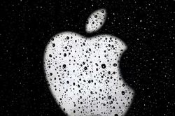 Mạng dịch vụ Apple sập, nhân viên phải lấy giấy bút viết hóa đơn