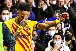 Aubameyang: Lời chào từ kẻ kết thúc
