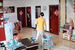 Mẹ hoảng hốt tìm con, cảnh sau đó khiến nhiều người bật cười