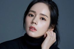 Han Ga In bị chồng ngăn cản phẫu thuật thẩm mỹ