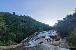 Để truyện cổ níu chân du khách