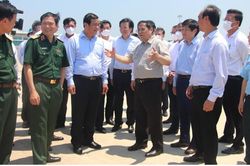 Thủ tướng Phạm Minh Chính đi thăm và làm việc tại Quảng Nam