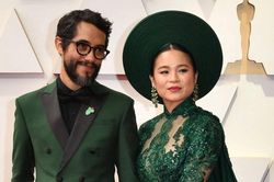 Diễn viên gốc Việt mặc áo dài trên thảm đỏ Oscar
