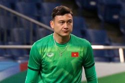 Văn Lâm trở lại vòng loại World Cup sau 6 tháng