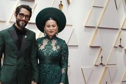 Sao Hollywood gốc Việt mặc áo dài truyền thống trên thảm đỏ Oscar