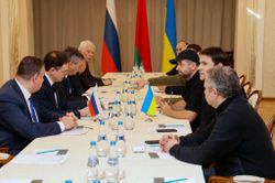 Financial Times: Nga có thể để Ukraine gia nhập EU