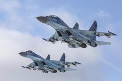NYT: 'Cất cánh!', phi công Ukraine lao vút lên bầu trời - Trận chiến với quân Nga bắt đầu!