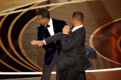 10 giây 'điên rồ' của Will Smith ở Oscar 2022: Cái tát dũng cảm