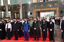 Lễ viếng Phó Chủ tịch Thường trực UBND TPHCM Lê Hòa Bình